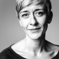Lucy Ellinson
