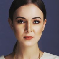 Eszter Pasztor
