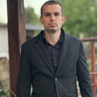 Tino Košta